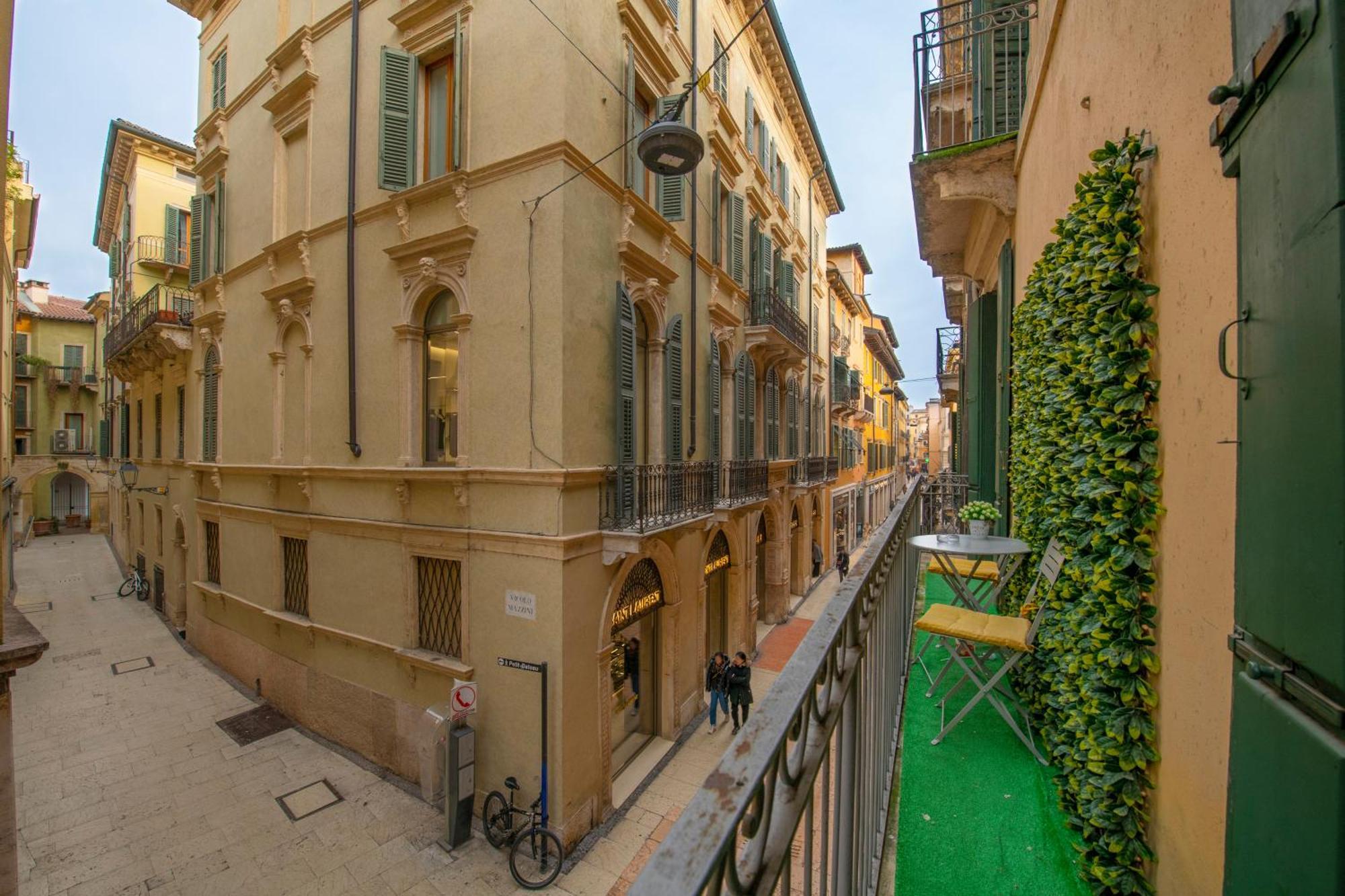 Palace Home Mazzini Verona Center 1 外观 照片